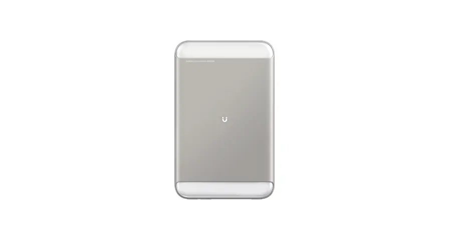 Levelo MagLight Portable Power Bank 8000mAh - White 1 Levelo MagLight Portable Power Bank 8000mAh - White
