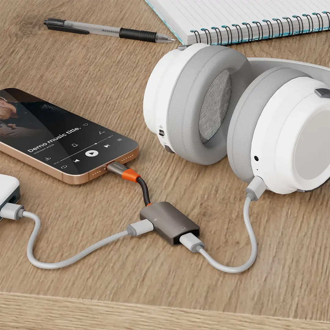 Porodo AudioLink Duo USB-C Interface Audio and Charge Splitter - Black & Orange 3 Porodo AudioLink Duo USB-C Interface Audio and Charge Splitter - Black & Orange - Image 3